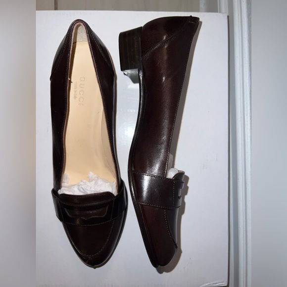 Gucci Women’s Loafers - Picture 2 of 3